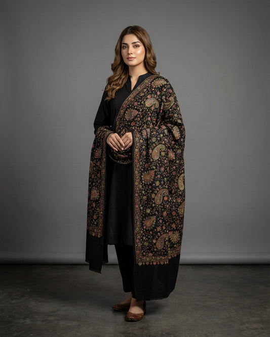 Kaniwool Black Sanayas Shawl